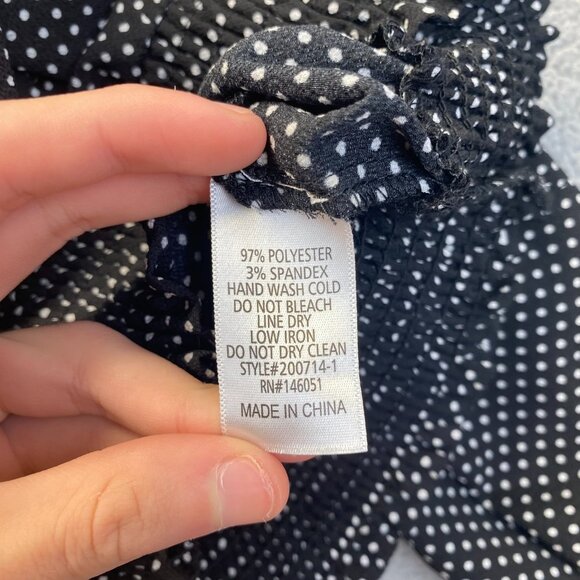Monteau Los Angeles Teens XL Black White Polka Dot Hi Neck Smocked Waist Top - Picture 7 of 10